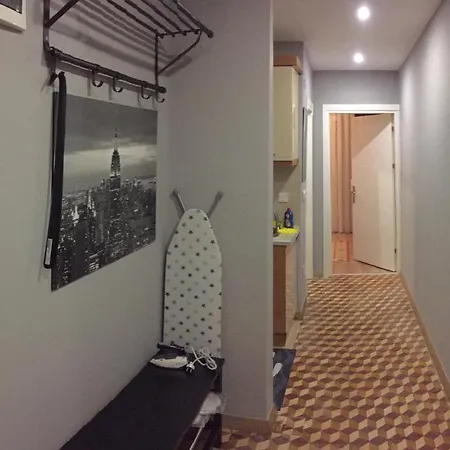 Oval Flats Old Hotell