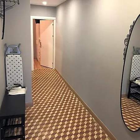 Ξενοδοχείο Oval Flats Old