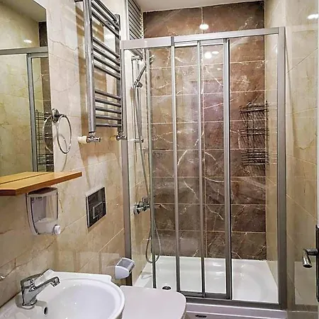 Ξενοδοχείο Oval Flats Old