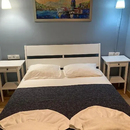 Szálloda Oval Flats Old *